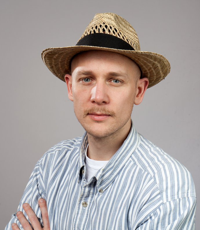 About the Artwork Portrait Jonas Lund Hat.jpg 